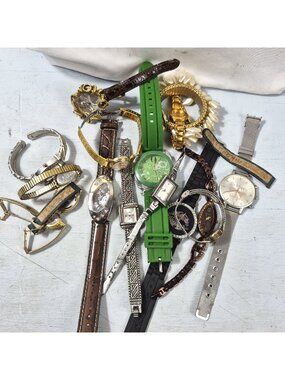 Mixed Vintage Watch Lot Parts Or Repair Assorted Styles Materials Need Batteries